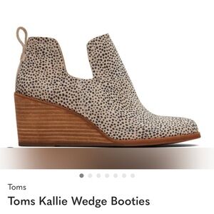 Toms Kallie Wedge Booties - Black and Cream